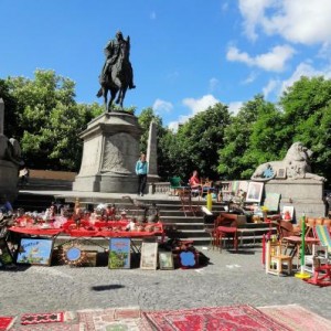 Площадь Карлсплатц в городе Штутгарт