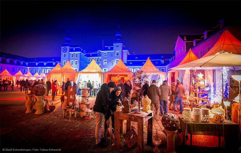 Weihnachtsmarkt im Burg Schwetzingen